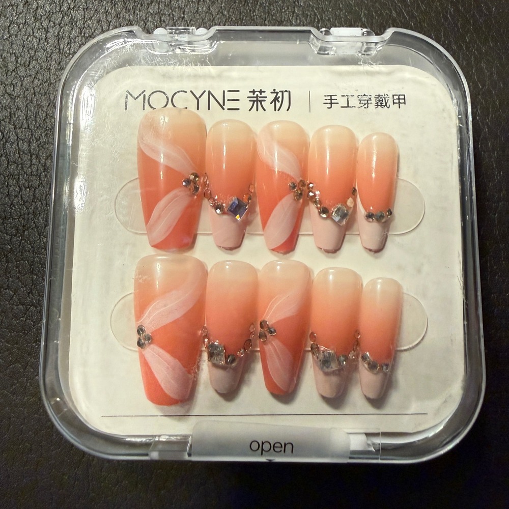 Mocyne 24pc Press On Nails NEW Peach Ombre Rhinestone Long Coffin Art